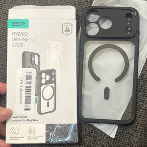 ESR Hybrid Magnetic Case for iPhone